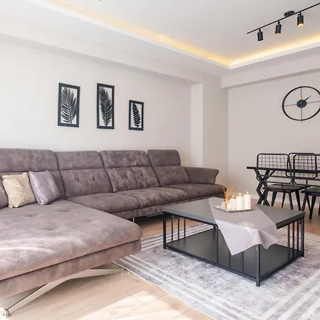 Διαμέρισμα Amazing Flat Near Metro With Balcony In Pendik *