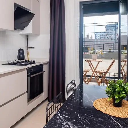 Διαμέρισμα Amazing Flat Near Metro With Balcony In Pendik Κωνσταντινούπολη